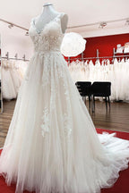 Graceful Ivory Tulle V Neck Lace A Line Wedding Dress Backless Sleeveless