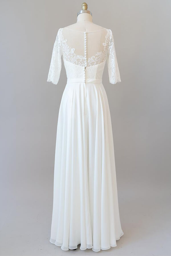 Robe de mariée longue en mousseline avec dentelle et manches, coupe évasée élégante