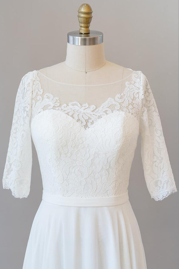 Robe de mariée longue en mousseline avec dentelle et manches, coupe évasée élégante