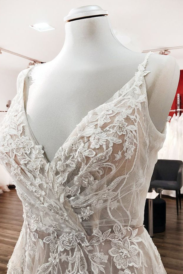 Robes de mariée longues en tulle, ligne A élégante, col en V, dos nu en dentelle