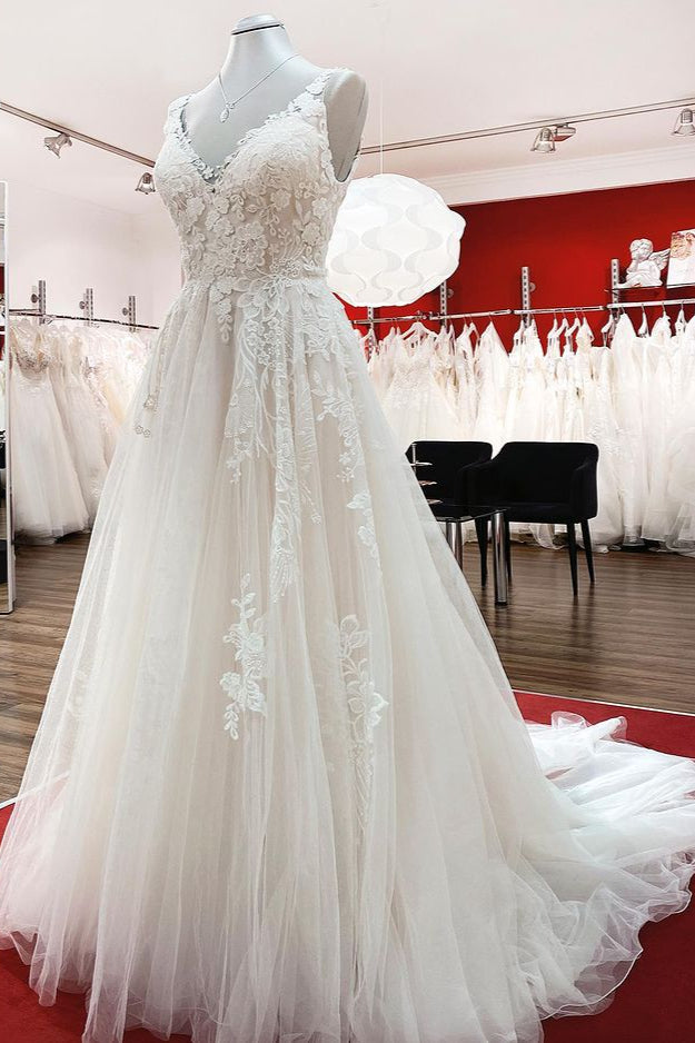 Robes de mariée longues en tulle, ligne A élégante, col en V, dos ouvert en dentelle