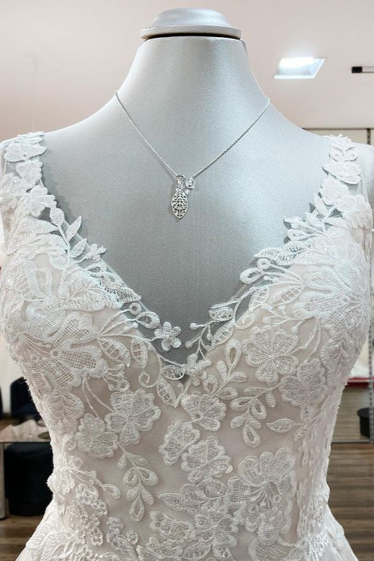 Robes de mariée longues en tulle, ligne A élégante, col en V, dos ouvert en dentelle