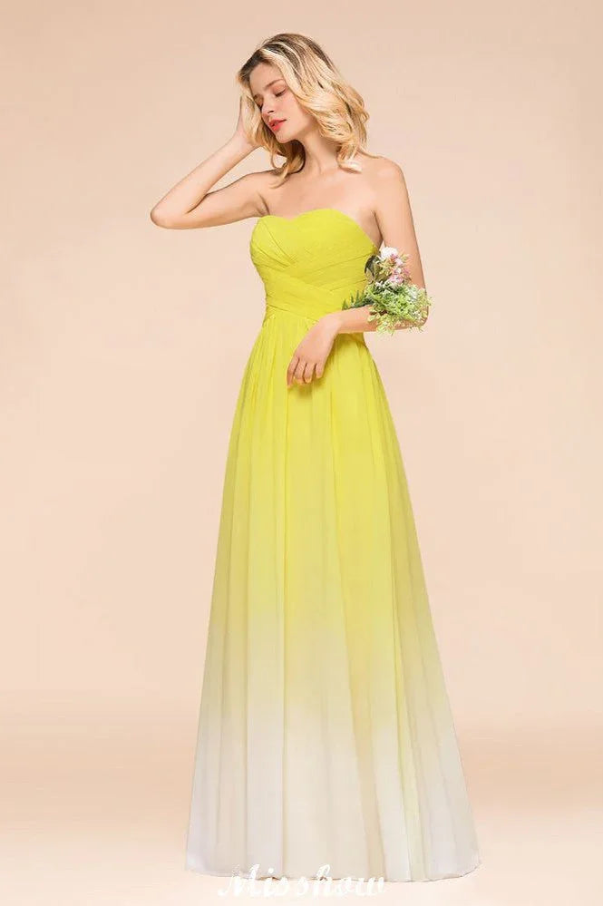 Abito da damigella d'onore lungo fino al pavimento con scollo a cuore sfumato in chiffon per festa di nozze