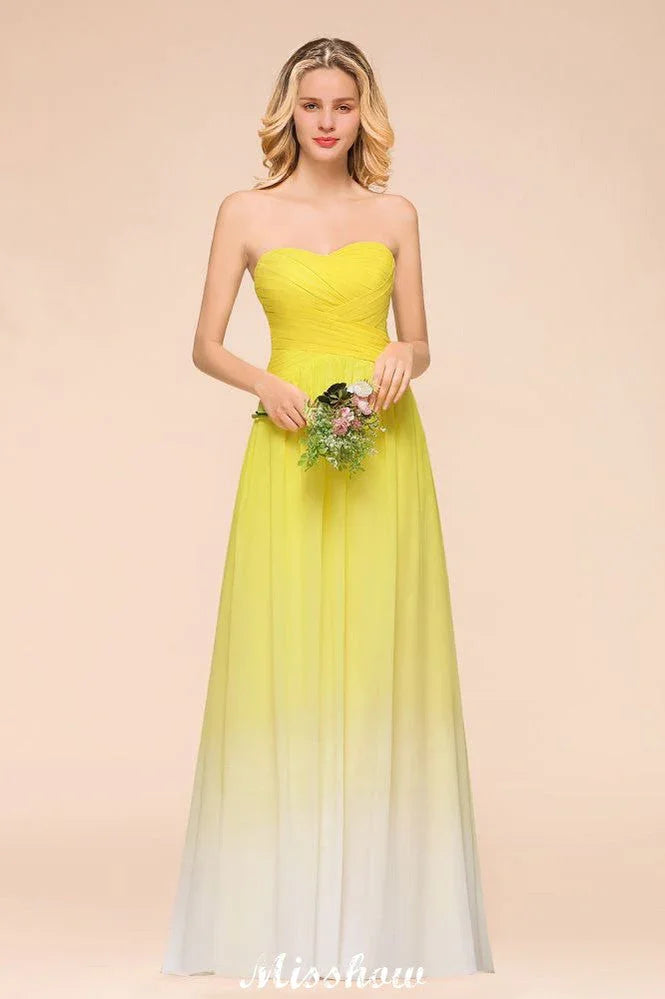 Abito da damigella d'onore lungo fino al pavimento con scollo a cuore sfumato in chiffon per festa di nozze