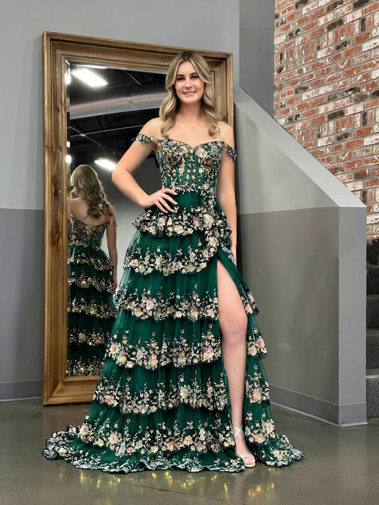 Vestido de fiesta Roycebridal de corte princesa verde con hombros descubiertos, corsé y volantes de encaje
