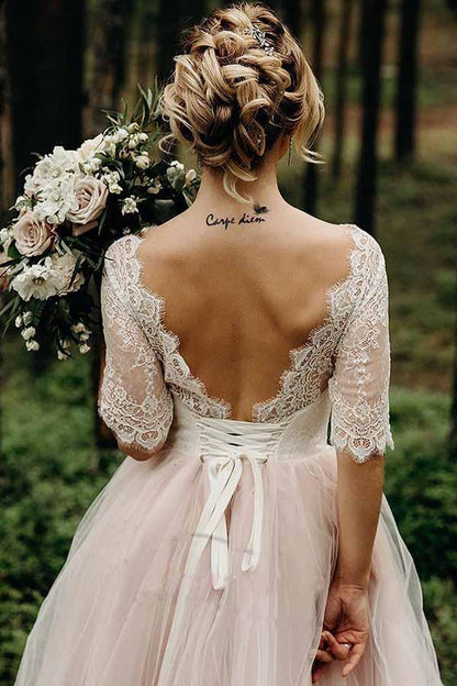 Rosa, rückenfreies, bodenlanges Brautkleid mit halben Ärmeln und Schnürung