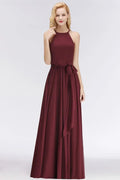 Robe de demoiselle d'honneur bordeaux en mousseline à volants, sans manches, coupe trapèze avec bretelles fines