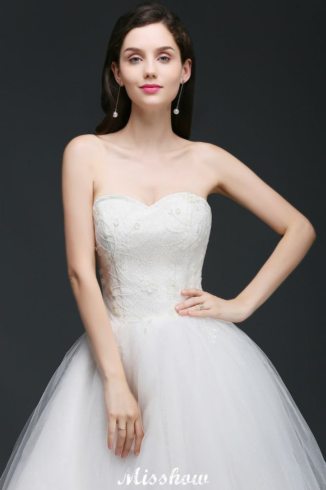Hi-Lo-Tüll-A-Linien-Brautkleid mit Spitze