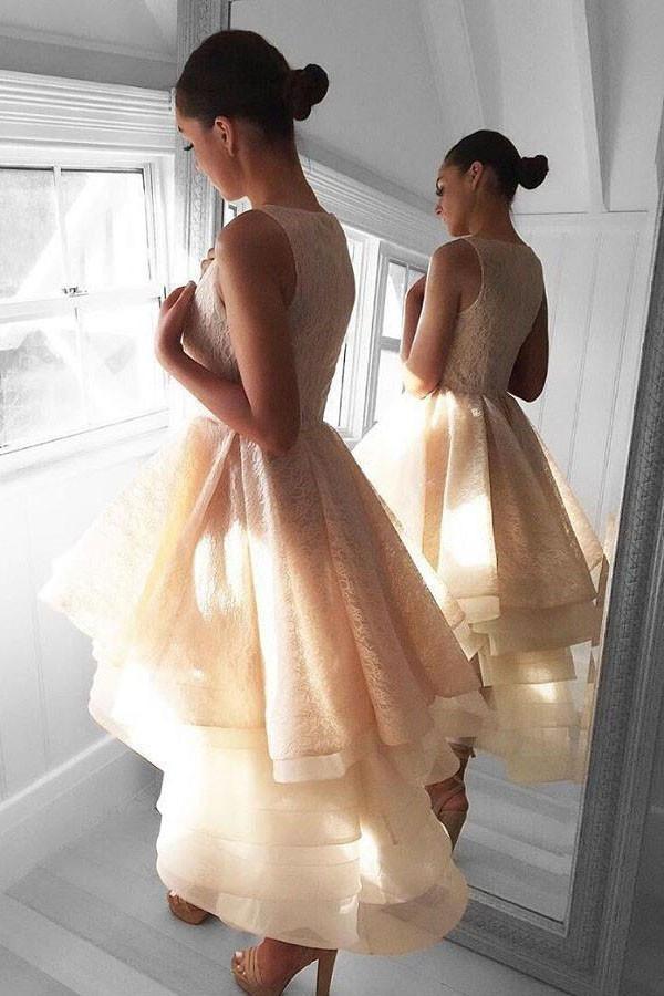 Vestido Curto de Renda Pêssego com Decote Alto e Baixo para Festa de Regresso a Casa PG142