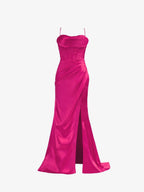 Robe de bal sirène en satin rose vif à fines bretelles spaghetti avec fente