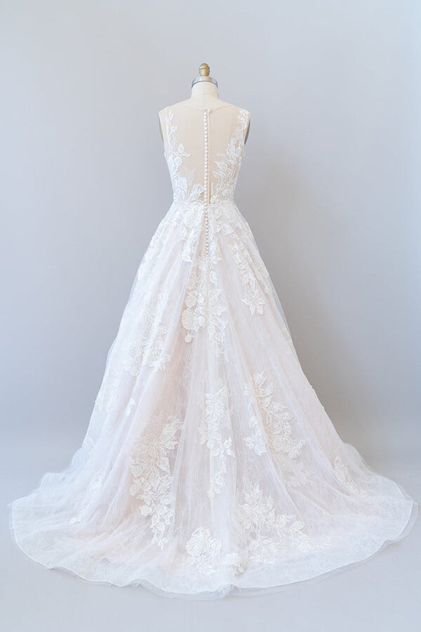 Robe de mariée en tulle à jupe évasée avec appliques illusion