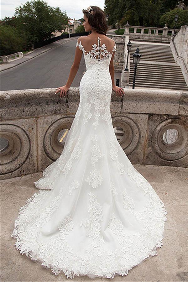 Abito da sposa lungo sirena con scollo illusion e pizzo