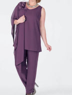 بدلات بنطلون من الشيفون لأم العروس مع سترة