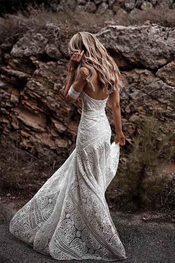 Ivory Lace Beach Wedding Dresses Sweetheart Neck Wedding Dresses