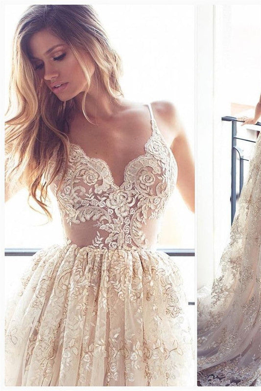 Elegantes Ballkleid mit Spitzenapplikationen und V-Ausschnitt, gestuftes rückenfreies ärmelloses Abendkleid