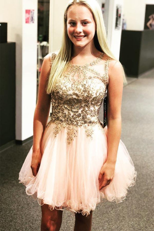Vestido de fiesta corto con espalda cruzada y cordones y cuentas