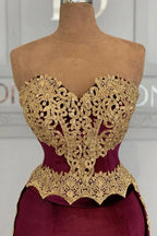 Burgundy Sweetheart Sleeveless Mermaid Wedding Dress With Appliques And Slit