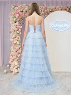 Braelyn | Abito da sera azzurro chiaro senza spalline in tulle a strati con paillettes