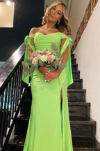 Lincoln | Robe longue formelle sirène froncée vert citron à épaules dénudées