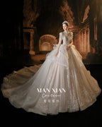 Vestido de Noiva de Renda Bordada de Luxo Couture com Gola Alta e Cauda | Vestido de Noiva Princesa de Baile