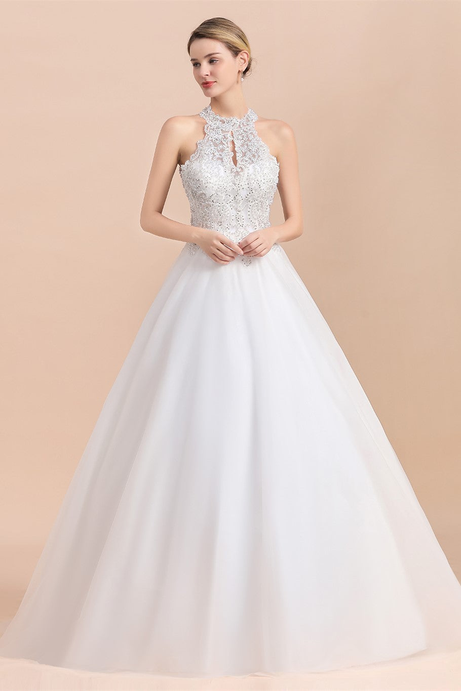 Robe de mariée longue en ligne A, dos nu, avec appliques en dentelle et sequins, sans manches