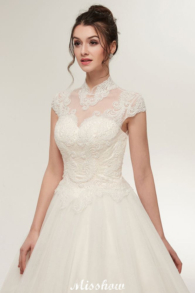 Robe de mariée longue en ligne A, col haut, appliques en dentelle, manches courtes avec laçage
