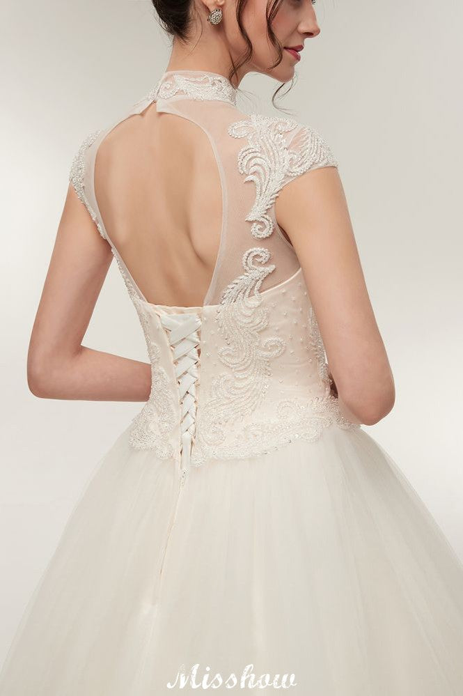 Robe de mariée longue en ligne A, col haut, appliques en dentelle, manches courtes avec laçage