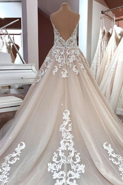 Robe de mariée longue en tulle à paillettes, coupe trapèze, bretelles fines, appliques en dentelle