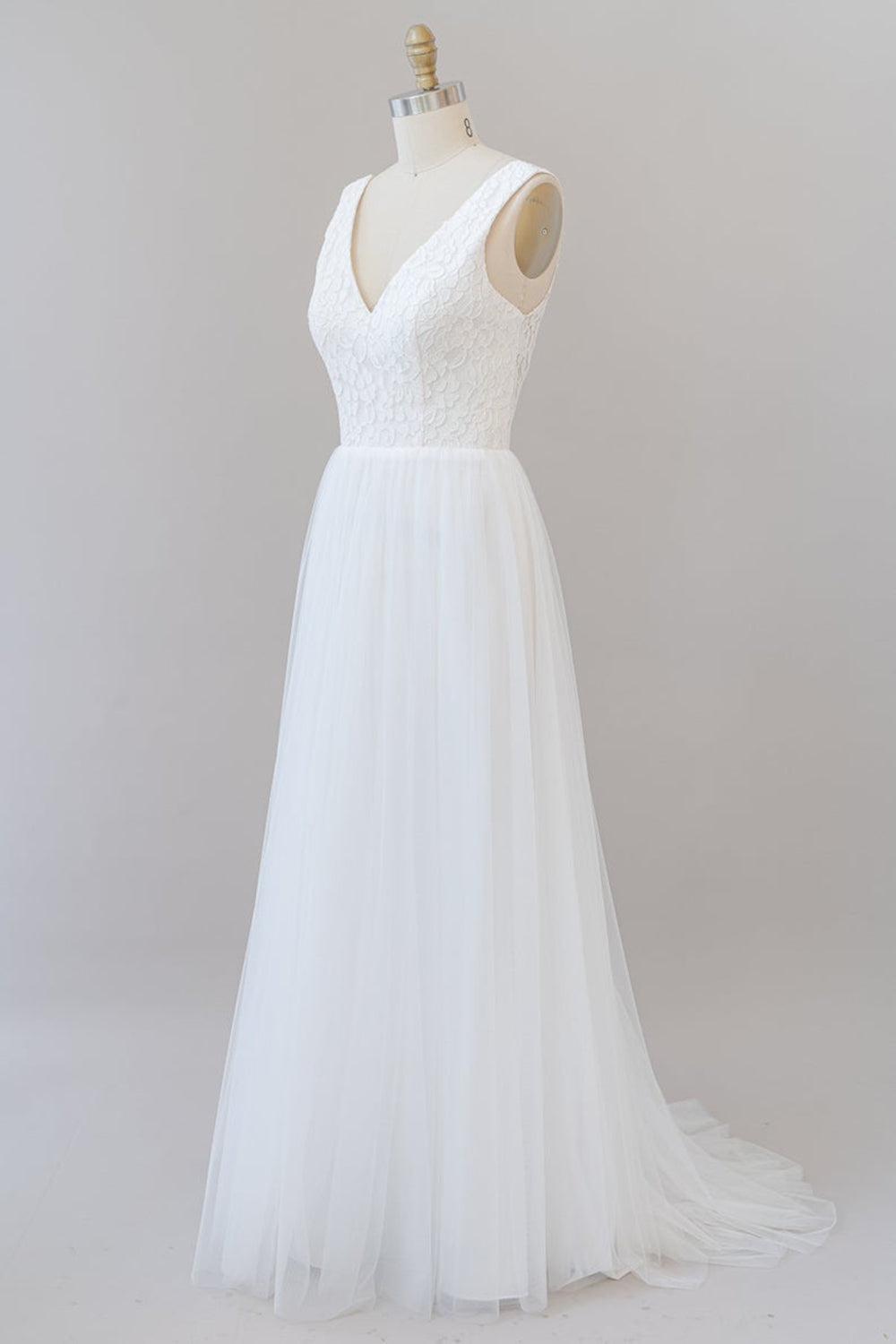 Robe de mariée longue en mousseline, coupe évasée, bretelles, col en V, dos ouvert