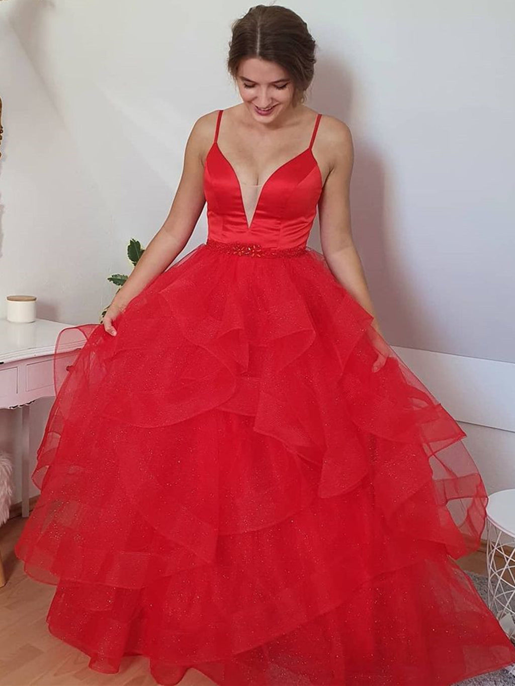 Abito da sera rosso formale lungo a linea ad A con scollo a cuore in tulle