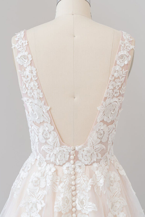 Robe de mariée longue en ligne A, col en V, appliques en dentelle, tulle, dos nu