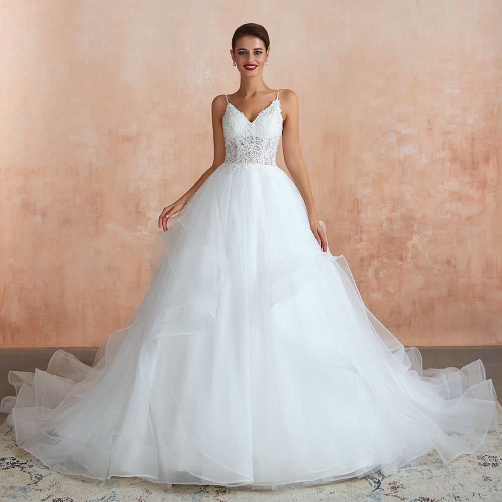 Robe de mariée longue en tulle avec appliques, en ligne A et col en V