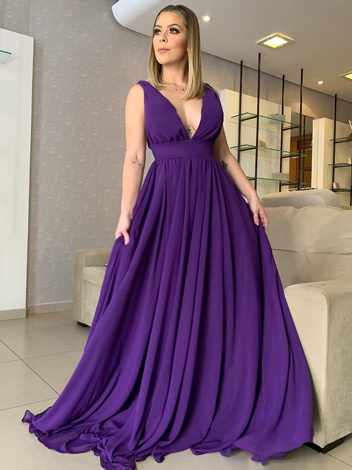 Vestido de fiesta largo de gasa con escote en V y corte A en morado, sin espalda, para noche formal