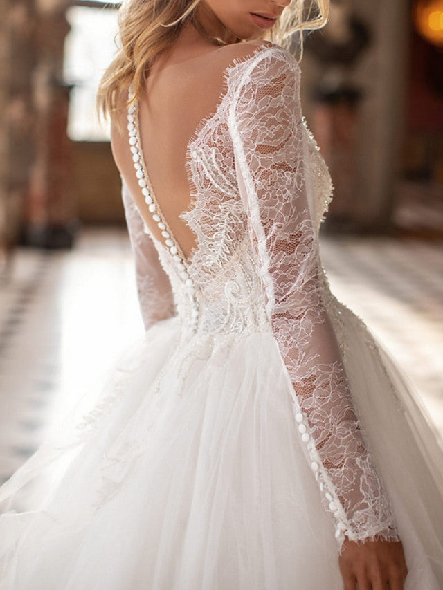 Robes de mariée longues en ligne A, col en V, traîne de cour, en dentelle et tulle, dos nu, avec manches