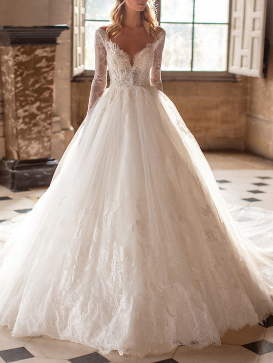 Langes A-Linien-Brautkleid mit V-Ausschnitt und Hofschleppe, Spitze und Tüll, rückenfrei, mit Ärmeln