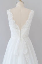 Robe de mariée longue en tulle dentelle, dos nu, ligne A, col en V