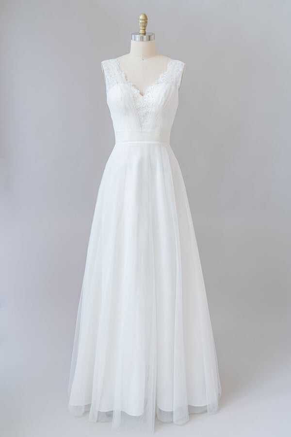 Robe de mariée longue en tulle dentelle, dos nu, ligne A, col en V