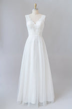 Robe de mariée longue en tulle dentelle, dos nu, ligne A, col en V