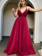 Vestido longo de baile em tule, decote em V, corte evasê, costas descobertas, bordô, vestidos formais de noite