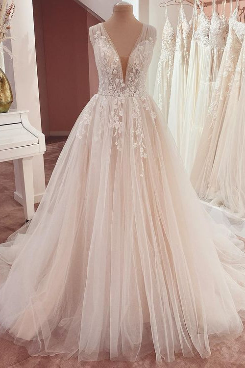 Langes A-Linien-Brautkleid mit V-Ausschnitt, breiten Trägern, Applikationen, Spitze und Tüll