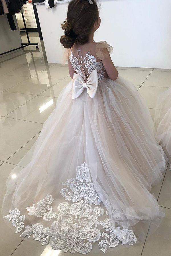 Elegant Tulle Ball Gown Flower Girl Dress With Lace Appliques And Court Train