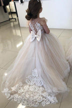 Elegant Tulle Ball Gown Flower Girl Dress With Lace Appliques And Court Train