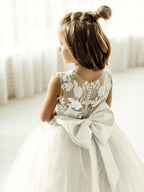 Floor Length Tulle Lace Sleeveless Flower Girl Ball Gown Dress With Bow