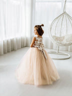 Floor Length Tulle Lace Sleeveless Flower Girl Ball Gown Dress With Bow