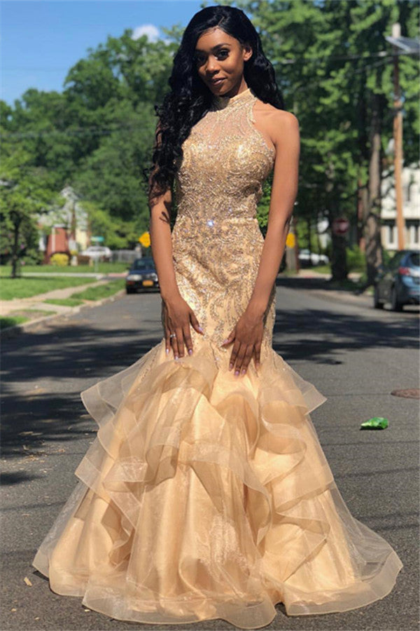 Vestido de fiesta largo de sirena con cuello alto en organza