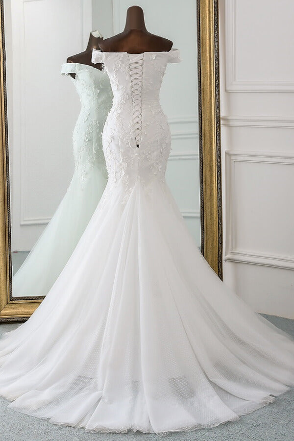 Langes Meerjungfrau-Brautkleid mit schulterfreier Spitze und Schnürung