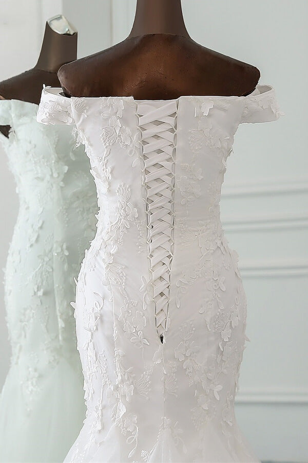 Langes Meerjungfrau-Brautkleid mit schulterfreier Spitze und Schnürung