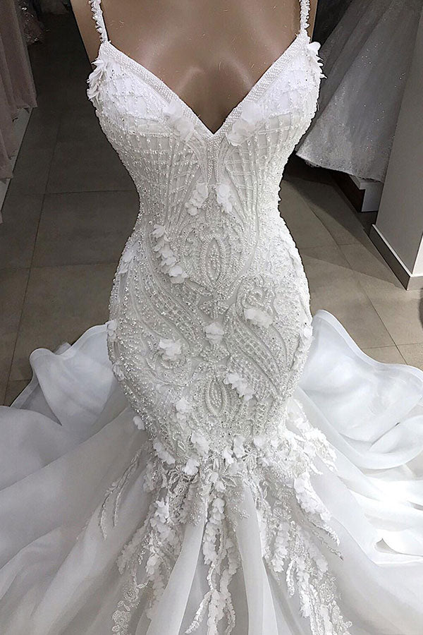 Robe de mariée longue sirène à fines bretelles avec appliques en dentelle