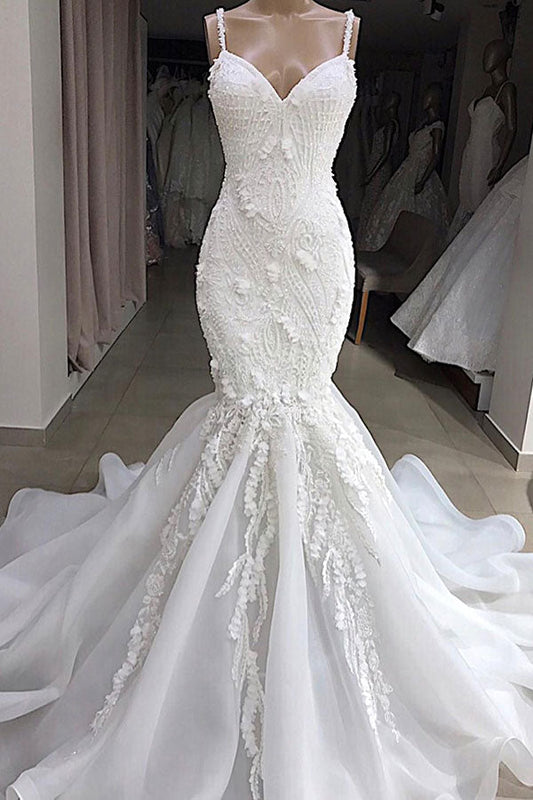 Langes Meerjungfrau-Brautkleid mit Spaghettiträgern und Spitzenapplikationen