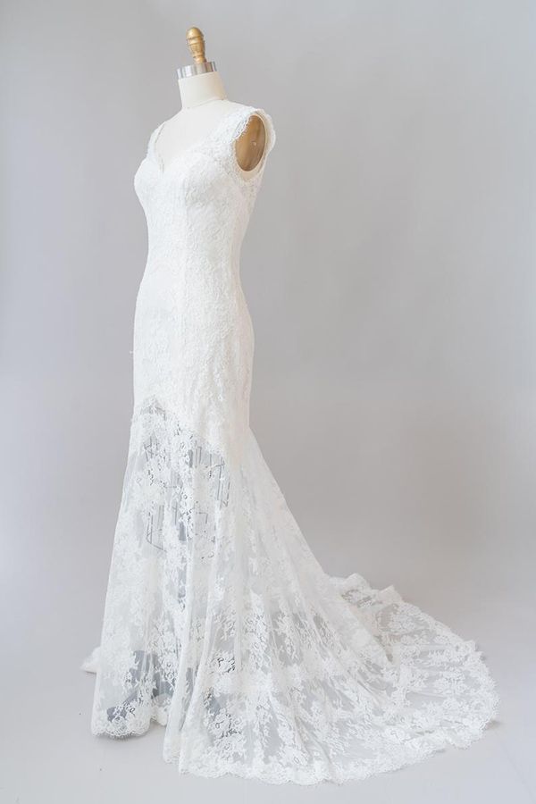 Langes Meerjungfrau-Brautkleid mit Herzausschnitt und rückenfreiem Spitzenbesatz